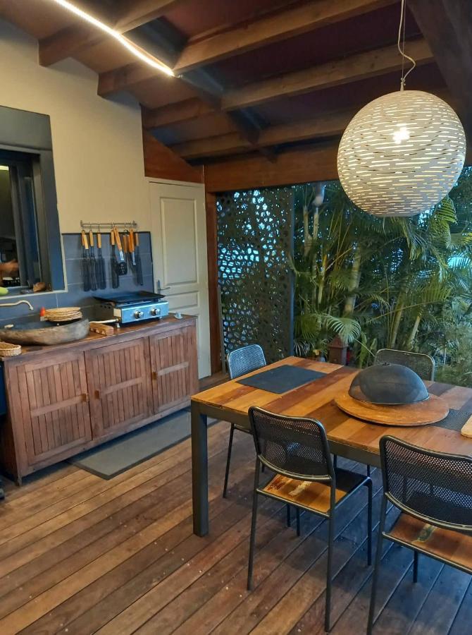 Suite Indigo Jacuzzi Prive Piscine Vue Mer Acces Cuisine Laverie Saint Pierre Luaran gambar