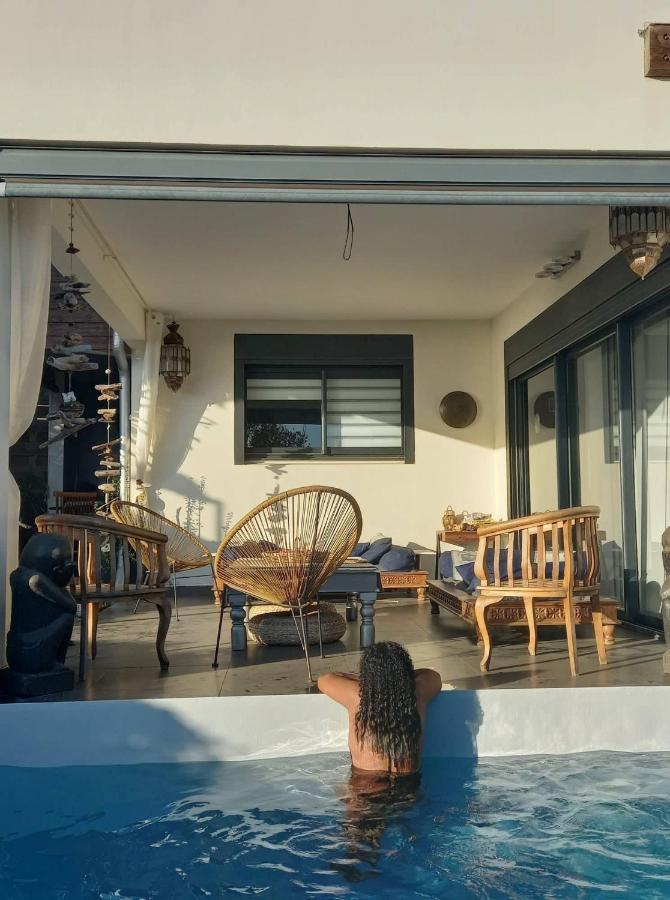 Suite Indigo Jacuzzi Prive Piscine Vue Mer Acces Cuisine Laverie Saint Pierre Luaran gambar
